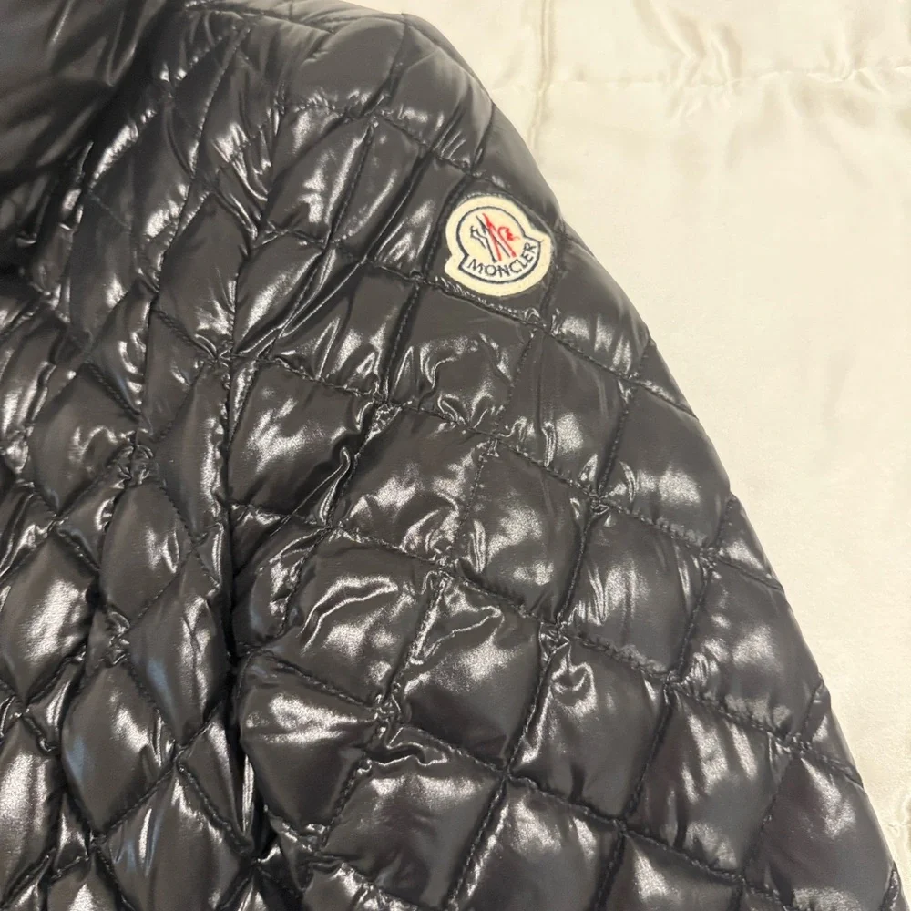 Moncler Shiny Black Women's Puffer Jacket - Picture 4 of 9